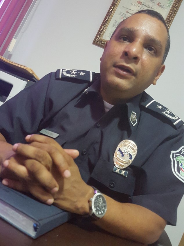 Sub comisionado Javier Rivera, jefe (e) estación policial CDE.