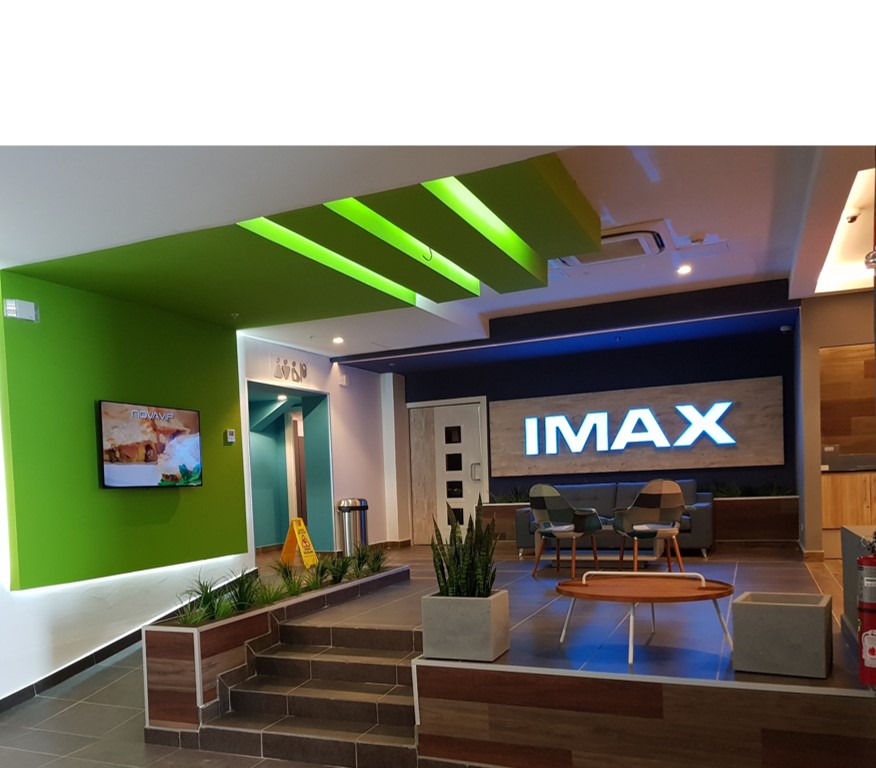 La tecnología IMAX ofrece un formato en el que la calidad de la imagen, sonido y campo de visión, convierten la visita al cine, en una experiencia mucho más real. 